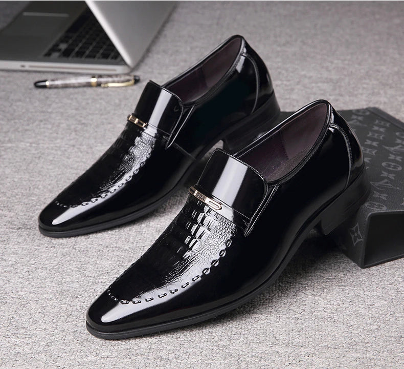 Patent Leather Business Men Shoes Formal Slip on Dress Shoes Men‘s Oxfords Footwear Alligator Pattern Leather Shoes for Man