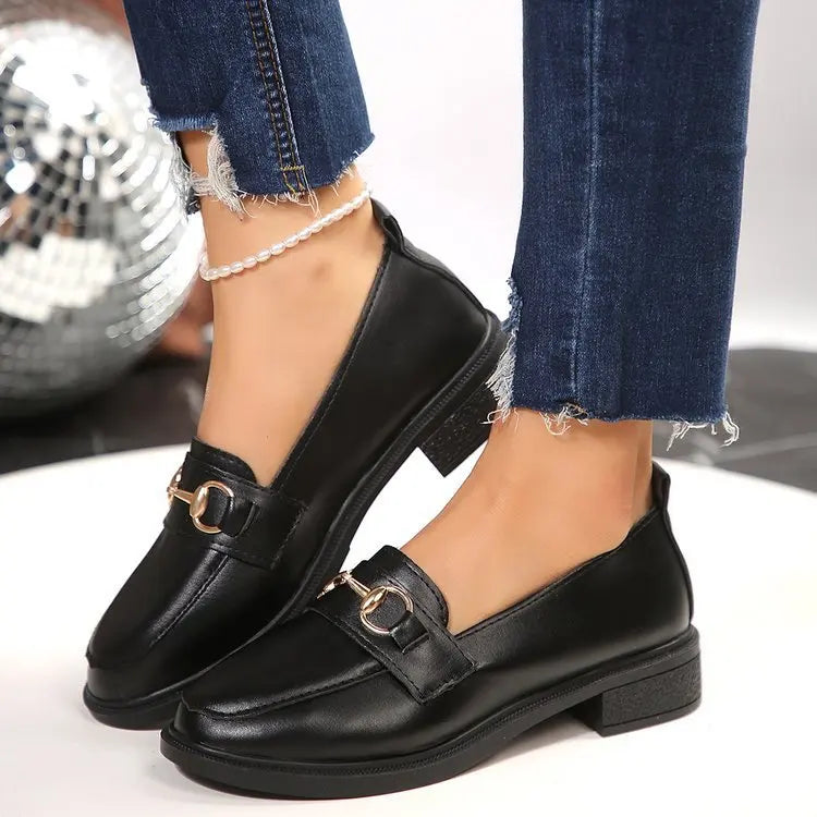 2024 Spring Women’s Leather Shoes British Style Metal Chain Black Mary Jane Low Heels Ladies Casual Loafers Plus Size 43