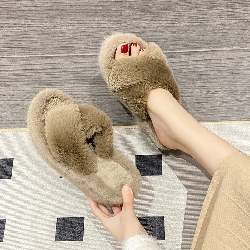 Women‘s Slippers Solid Color Shoes Outside Casual Flops Ladies Fur Slides Females 2024 High-Heels Winter Wedge Modern Slippers