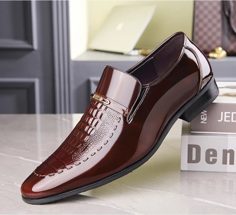 Patent Leather Business Men Shoes Formal Slip on Dress Shoes Men‘s Oxfords Footwear Alligator Pattern Leather Shoes for Man