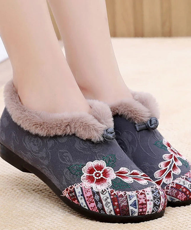 Women’s warm Plucked thickened shoes fashion embroidery patchwork shoes for lady lightweight soft comfortable non slip shoes