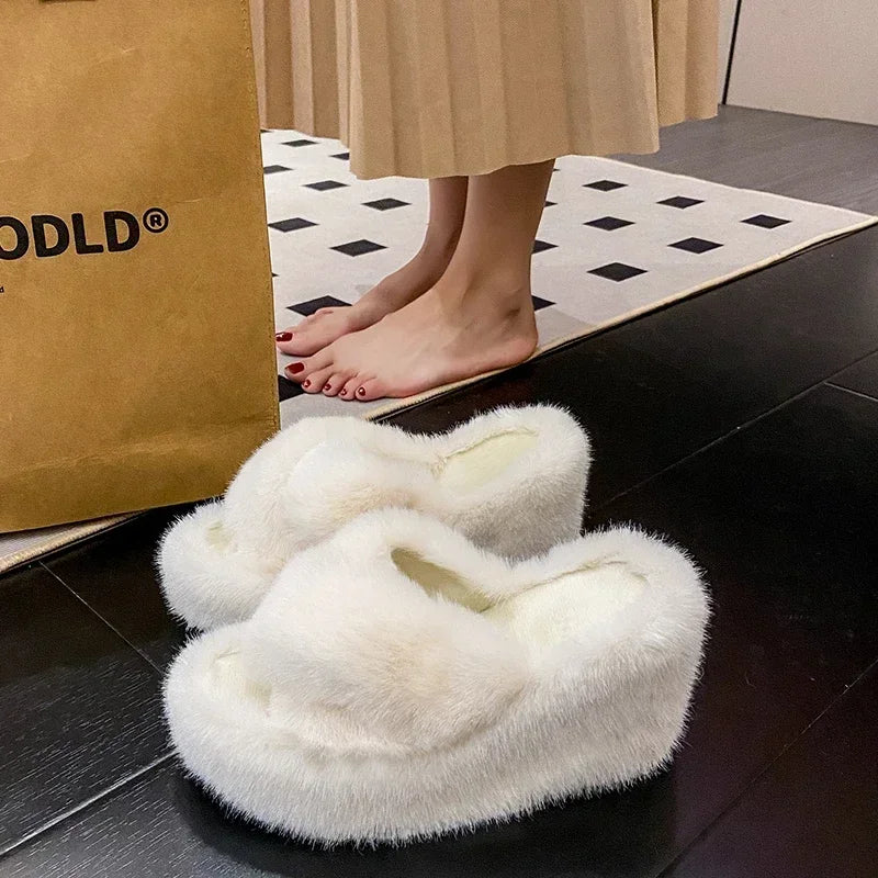 Women‘s Slippers Solid Color Shoes Outside Casual Flops Ladies Fur Slides Females 2024 High-Heels Winter Wedge Modern Slippers